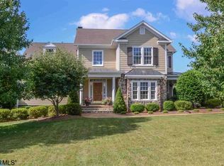 2364 Ferndown Ln, Keswick, VA 22947