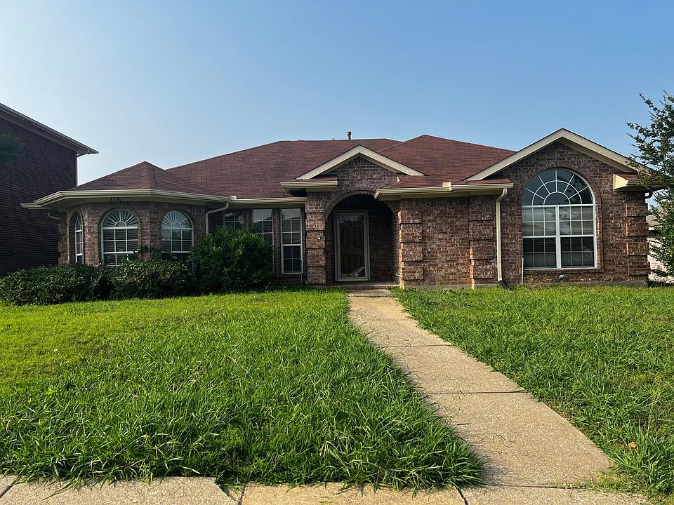 1st image of 2416 Buckeye Dr