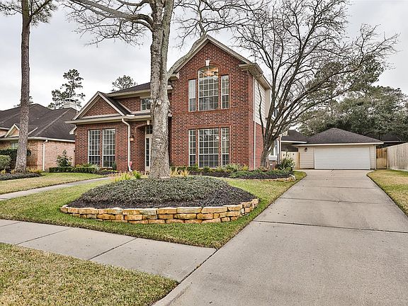 3rd image of 14911 Rockledge Dr