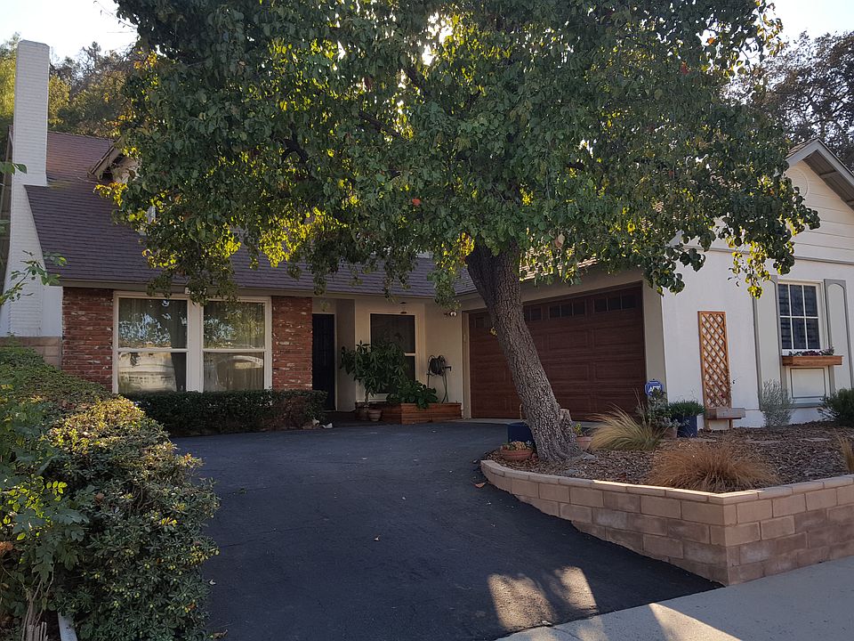 1st image of 29142 Hillrise Dr