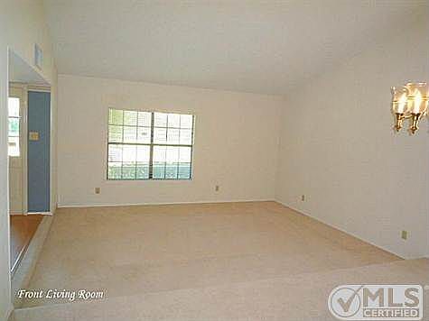 3rd image of 1424 Colmar Dr