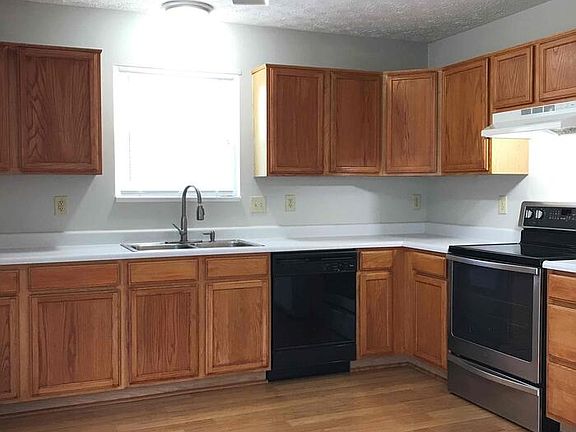 3rd image of 7061 Allegan Dr