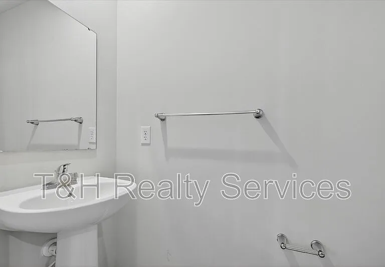40 N Fairfield Dr — Photo 22