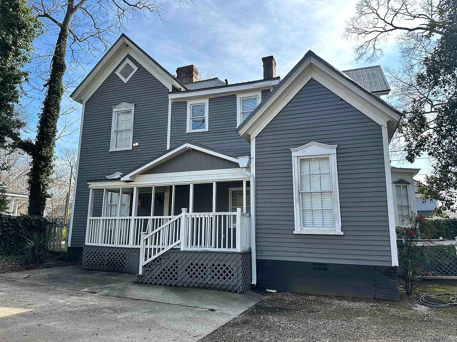 4 bed, 4.5 bath, 2708 sqft, $2,500 — Photo 4
