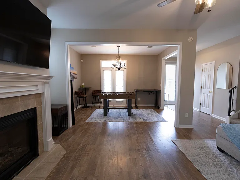1226 Isle Bay Dr — Photo 5