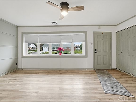 2nd image of 2855 Whitehorse Ave