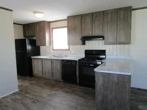 23504 Matts Dr #66, Romulus, MI 48174