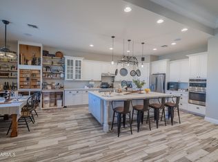 1124 N 99th St, Mesa, AZ 85207