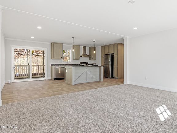 4th image of 360 Tanasi Dr