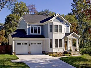 618 Tapawingo Rd SW, Vienna, VA 22180