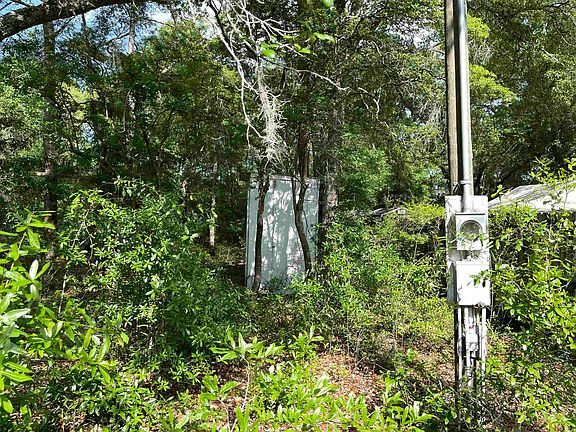 4th image of 200 Mossy Oaks 5th St