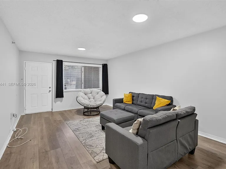 9470 Tangerine Pl #105 — Photo 10