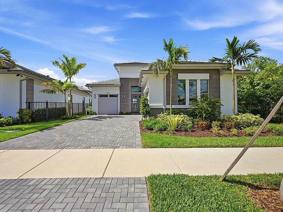 13128 Feathering Way