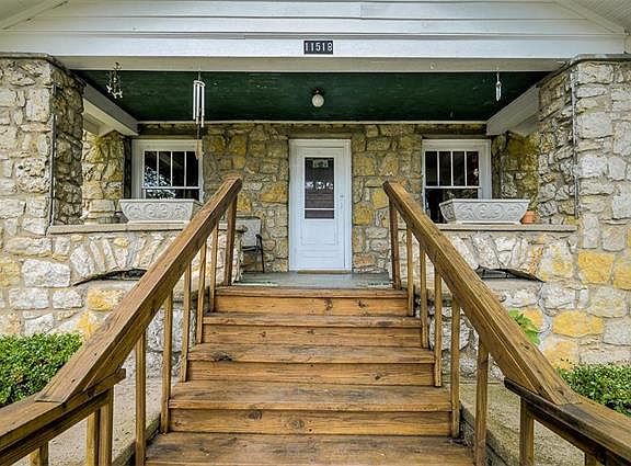 4th image of 11518 E Peery St