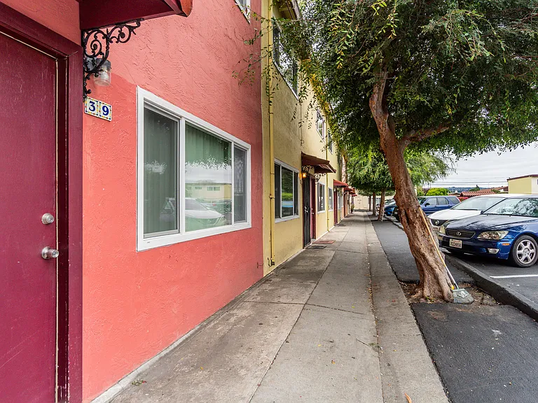 Casa de Luna Townhomes — Photo 16
