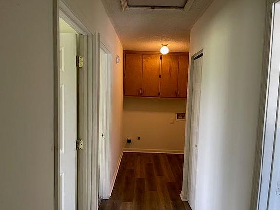 5th image of 201 Dogwood Rd