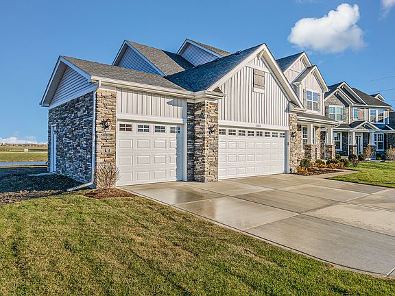 3rd image of 10207 Sentry Dr