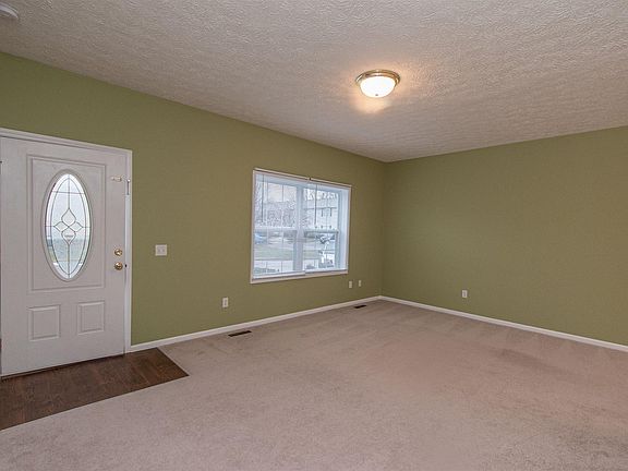 4th image of 1656 Providence Blvd
