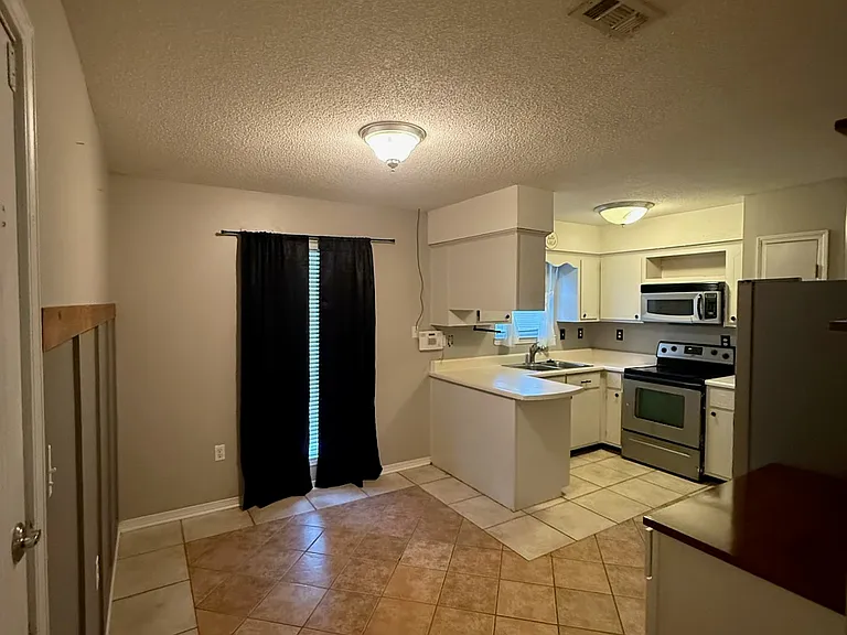 1046 Lighthouse Church Rd — Photo 6