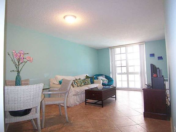 4th image of 1280 S Alhambra Cir APT 1210