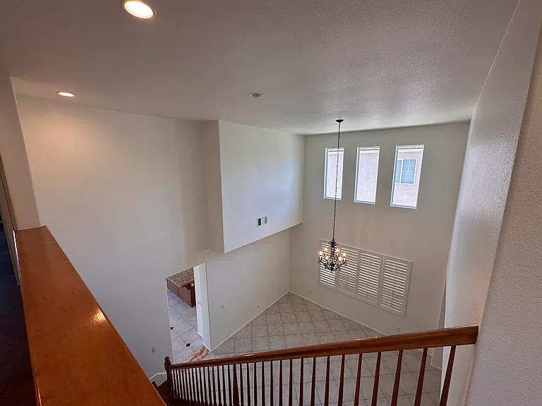 23424 Caliente Springs Ave — Photo 10