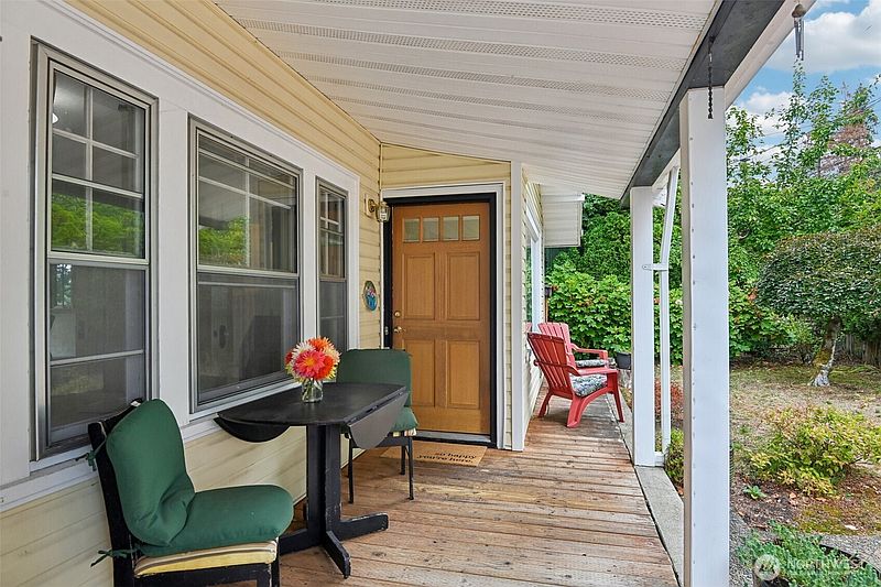 3rd image of 3203 Capitol Boulevard SW
