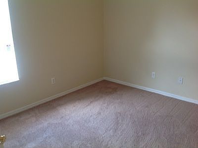 4th image of 2529 Davenport Cir