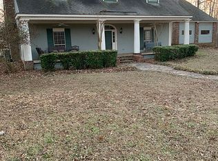 115 Edgewater Dr, Vicksburg, MS 39183