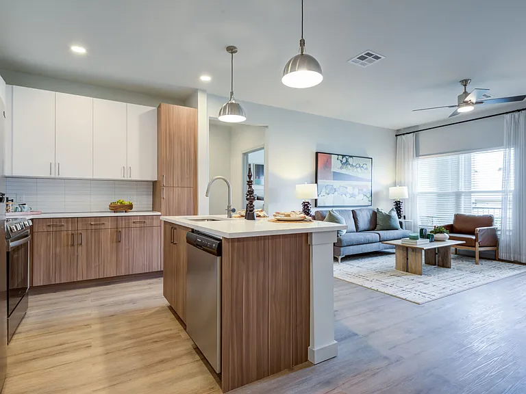 Heritage Grove — Photo 17