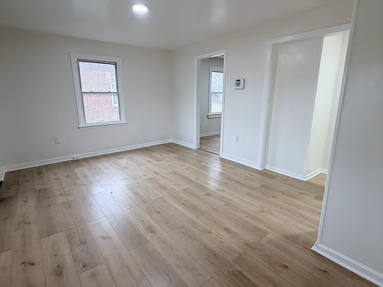 20 Calvin St — Photo 8
