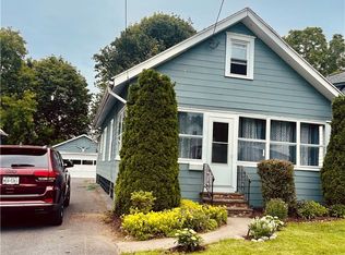 223 Clover Ridge Dr, Syracuse, NY 13206