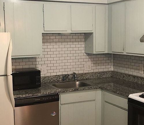 4th image of 1212 Mountain View Dr #10471730