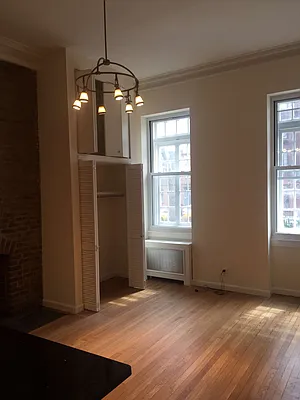 Rented by Waverly Realty Associates | media 23