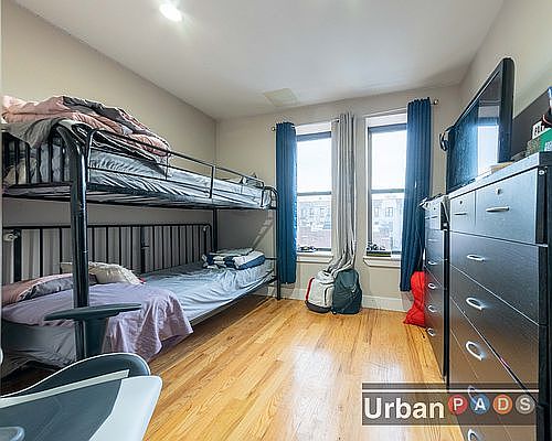 4th image of 1565 Lincoln Pl APT 3