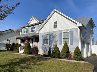 2616 Liberty Rdg, New Windsor, NY 12553