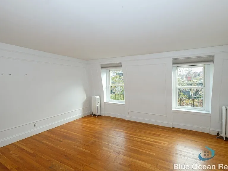 235 Beacon St #10 — Photo 4