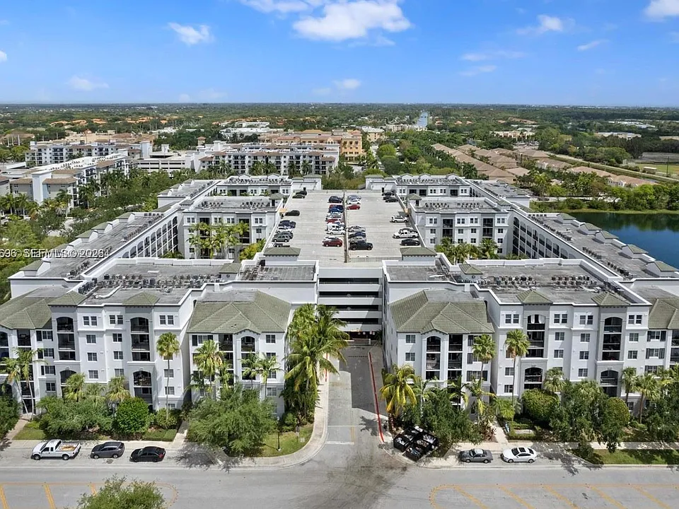 1690 Renaissance Commons Blvd #1228