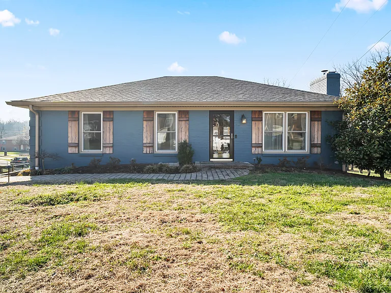 4357 Clemens Dr — Photo 1