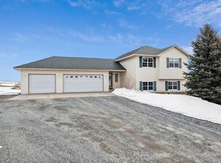 989 158th St, Hammond, WI 54015