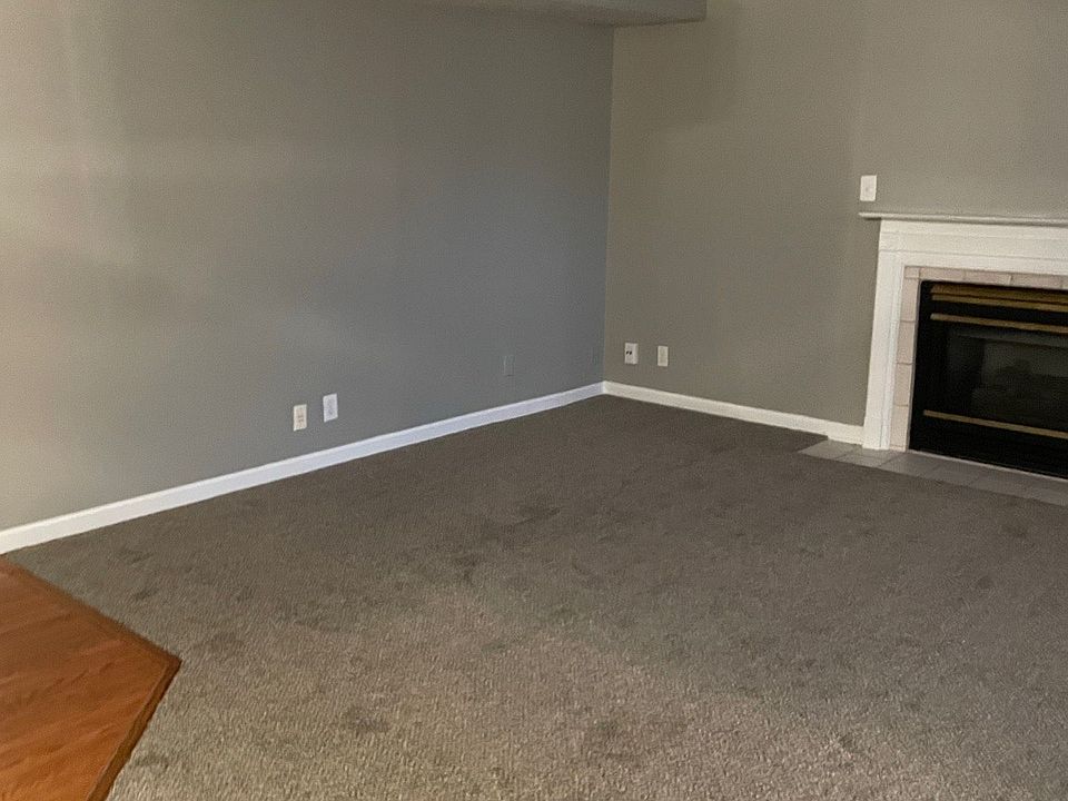 2nd image of 190 Springwood Dr
