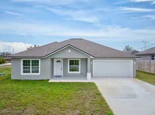 1725 W Taunton Rd, Avon Park, FL 33825
