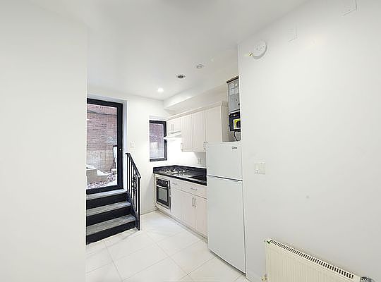 1st image of 78 Herkimer St APT 105