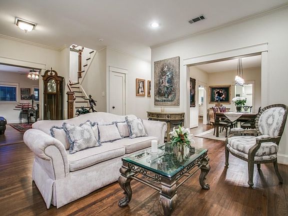 3rd image of 3505 Mockingbird Ln