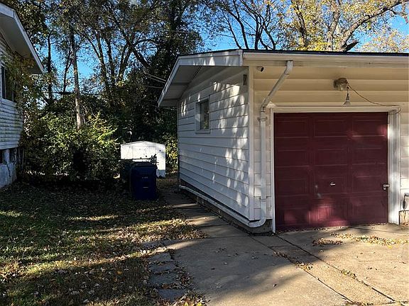 5th image of 9219 Ellison Dr