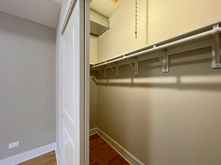 2143 N Keystone Ave #2 — Photo 13