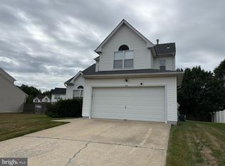 24 Whalen Ave, Sicklerville, NJ 08081