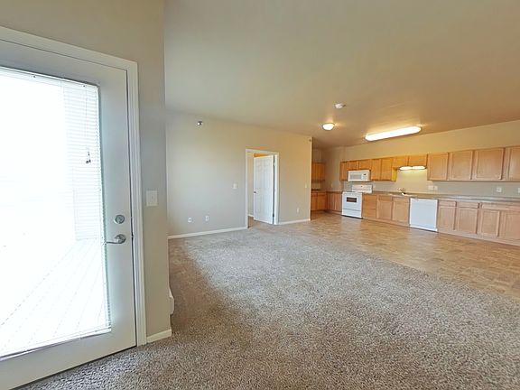 5th image of 906 Park Ave W #3B-2Ba-1400Sqft