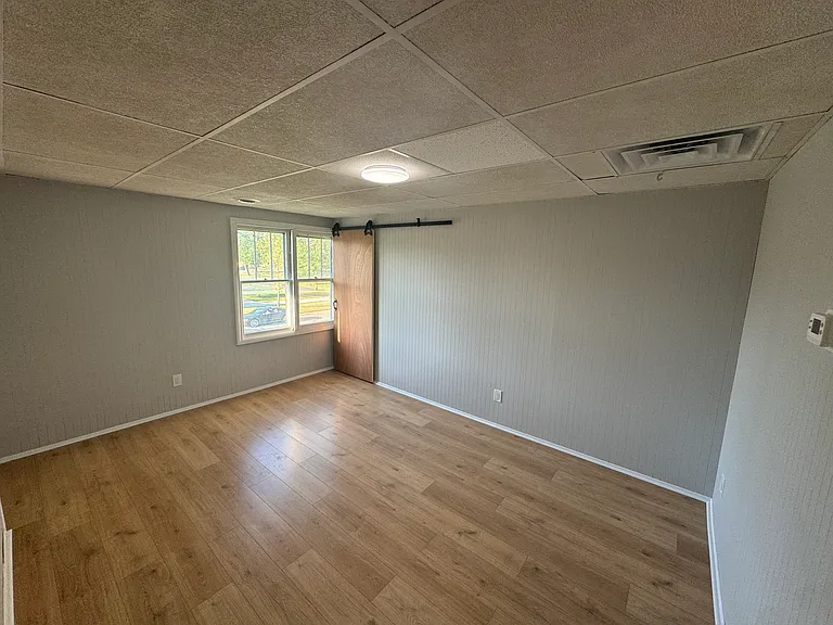 928 Highland St #2W — Photo 3