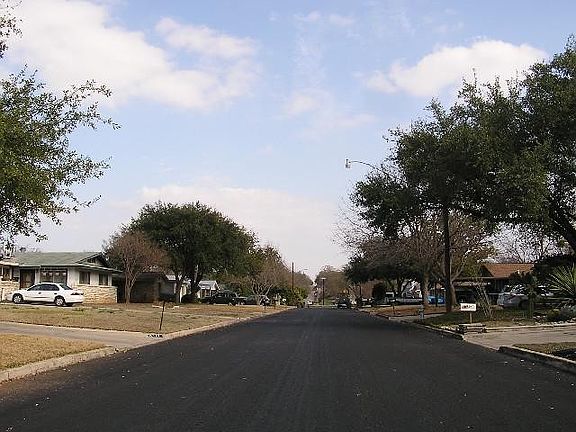 4th image of 4115 Tallulah Dr