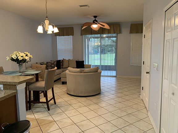 3rd image of 6721 Holly Heath Dr